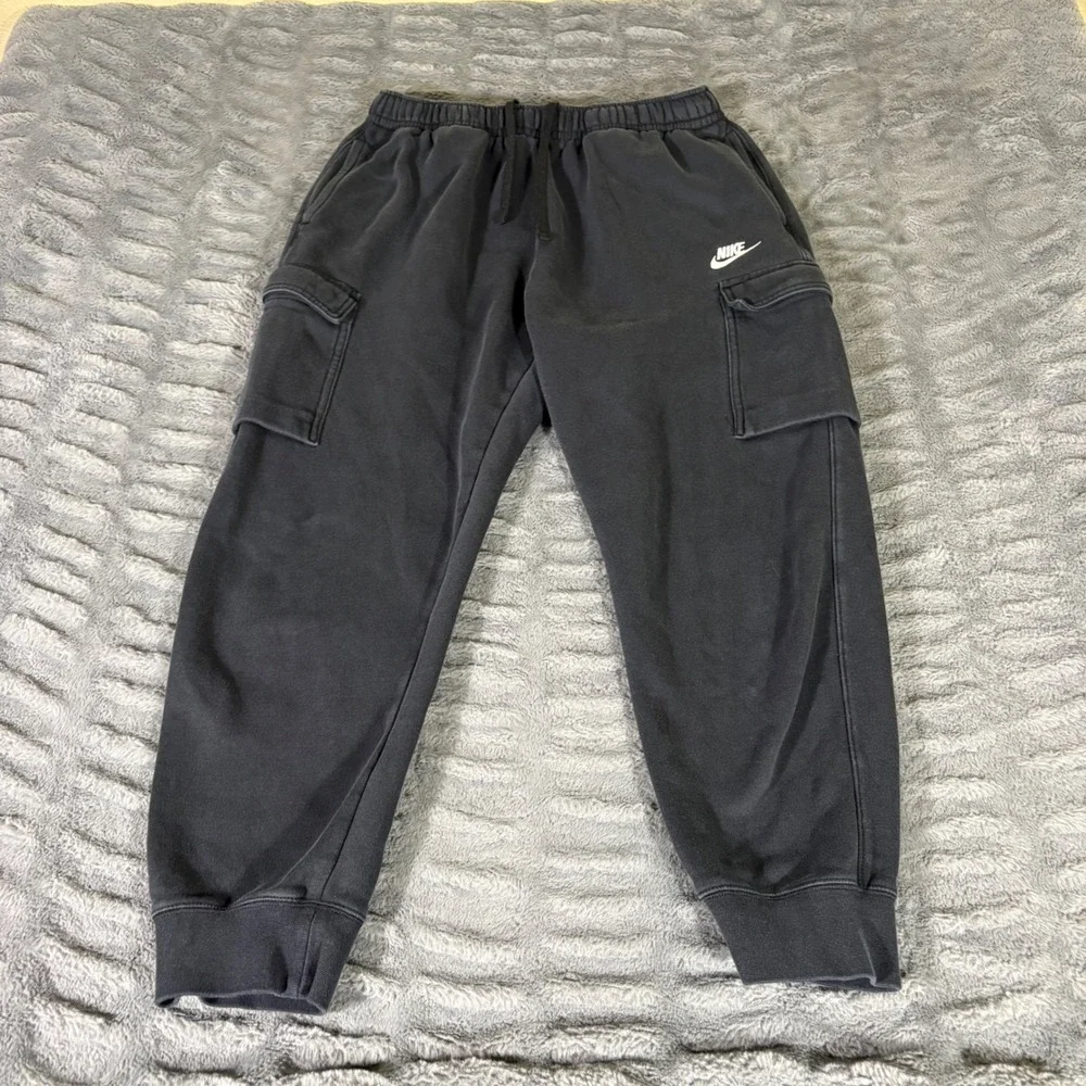 Nike Sportswear Club Fleece Cargo Joggers Black Mens Large CD3129-010 Sweatpants